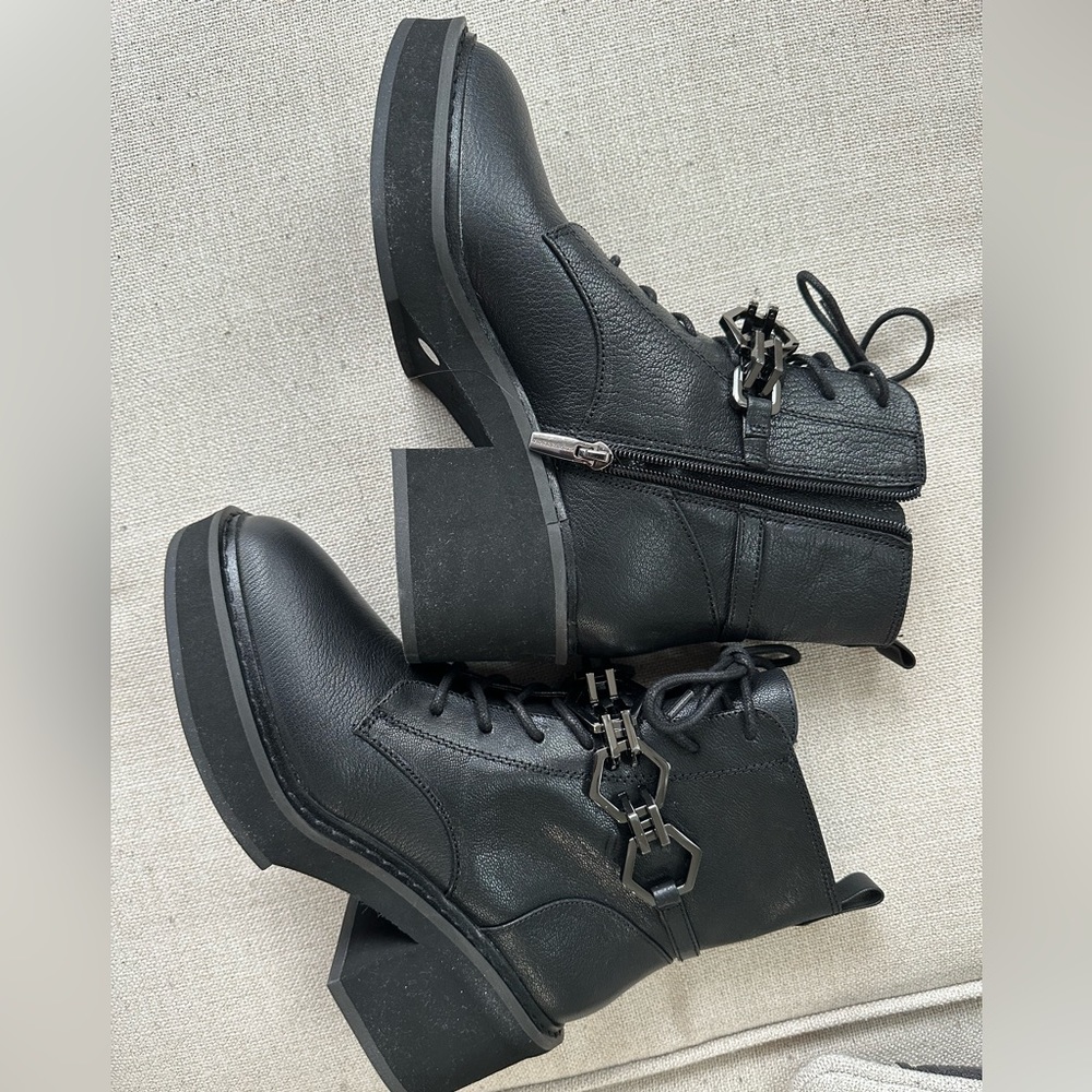 Vince camuto booties